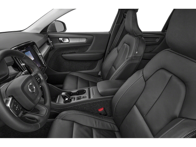2023 Volvo XC40 Core