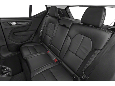 2023 Volvo XC40 Core