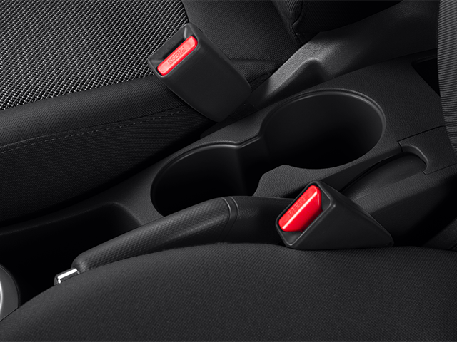 2013 Hyundai Accent 5-Door SE