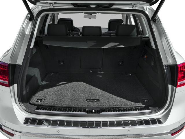2016 Volkswagen Touareg Sport w/Technology