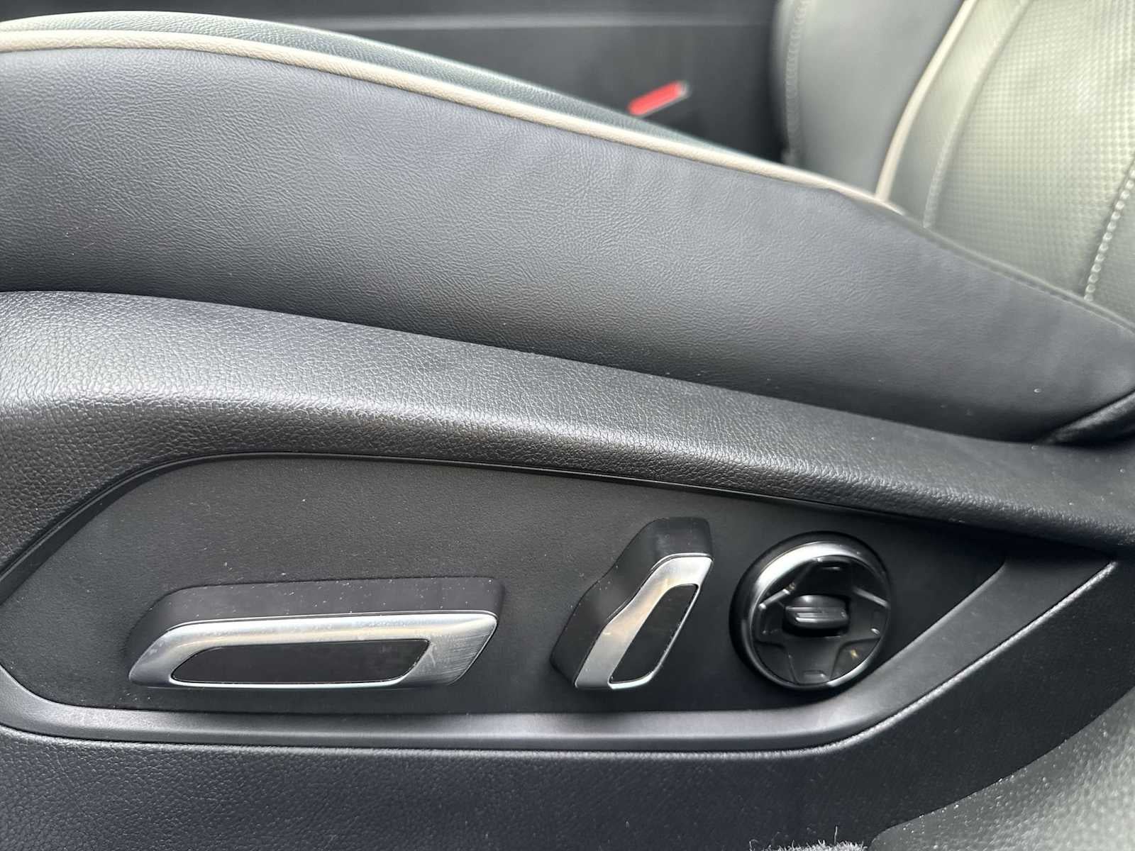 2023 Acura TLX w/Advance Package