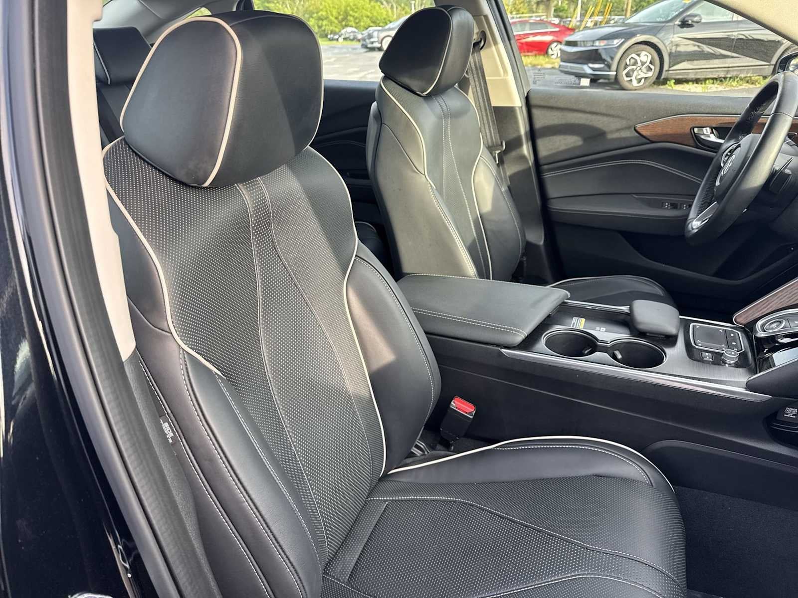 2023 Acura TLX w/Advance Package