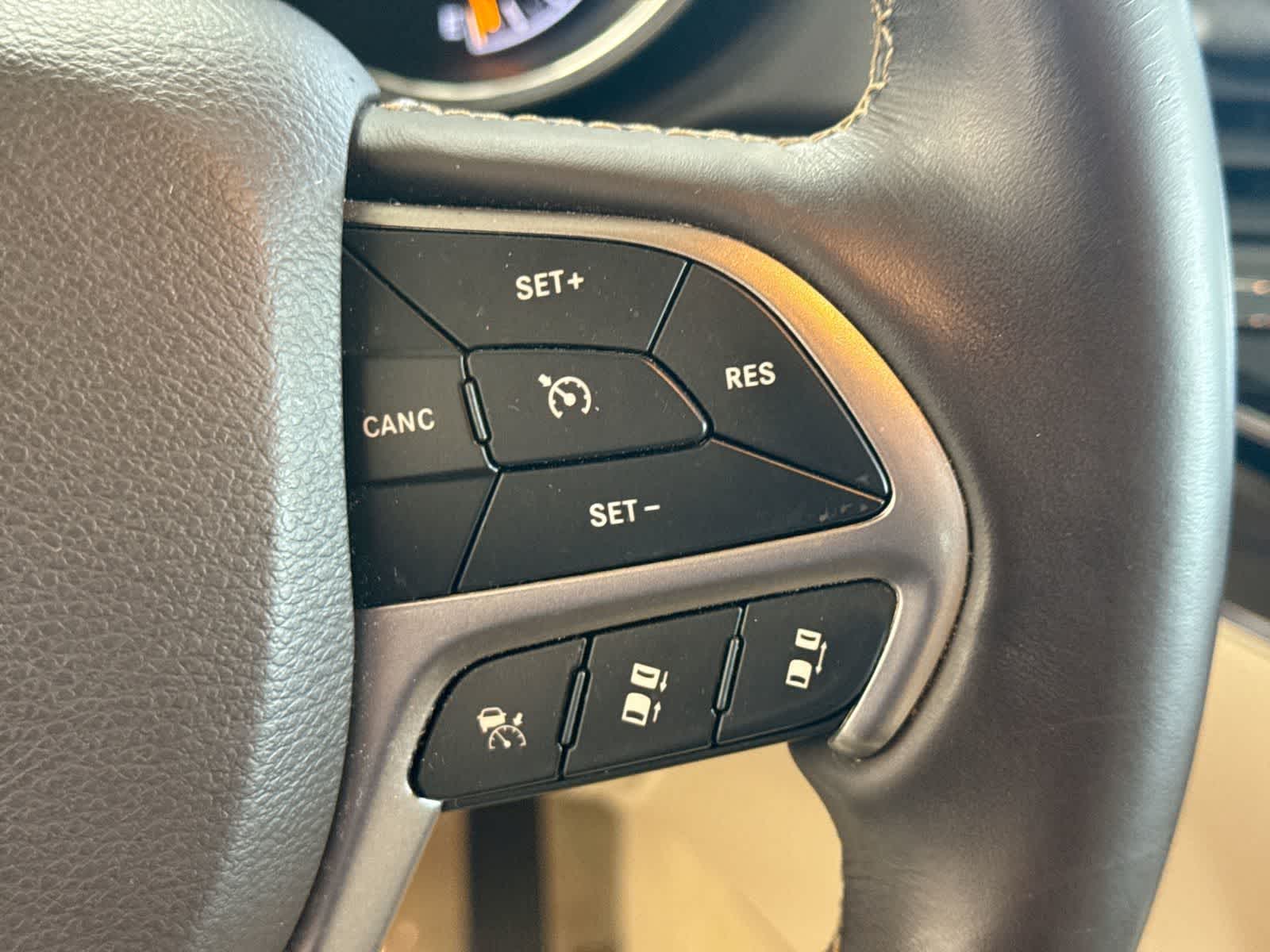 2019 Jeep Grand Cherokee Overland