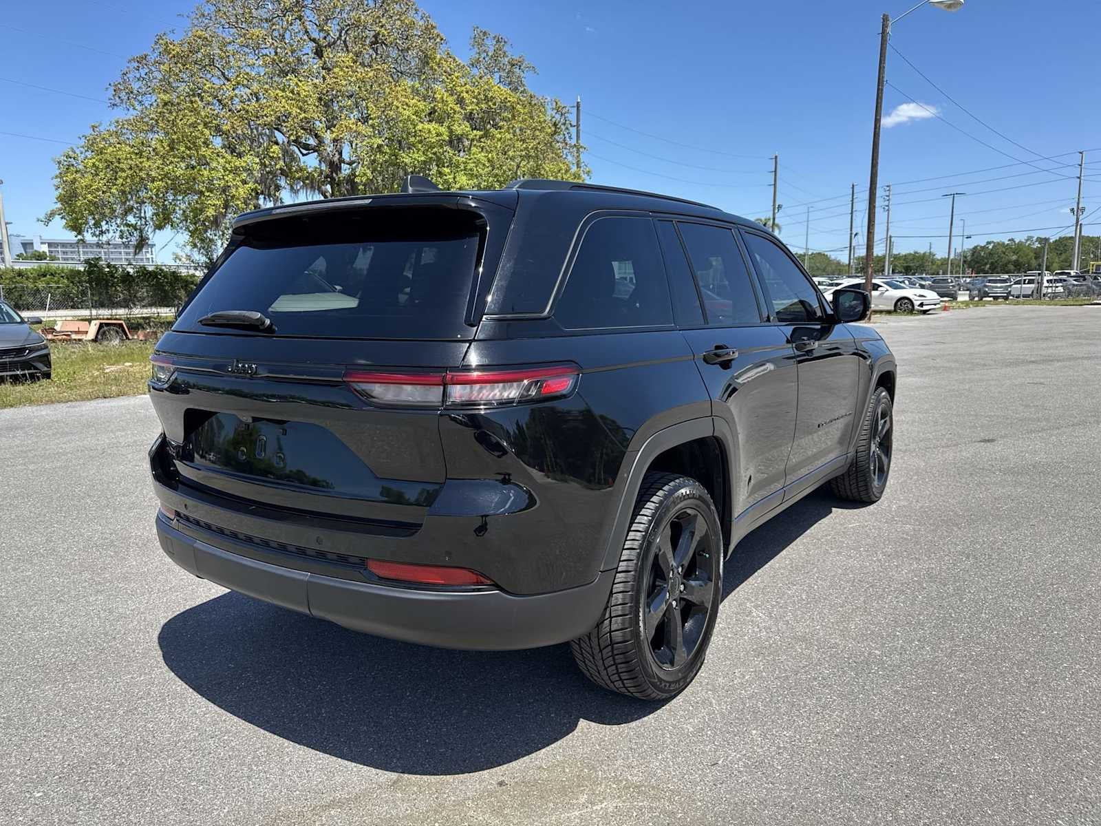 2023 Jeep Grand Cherokee Altitude