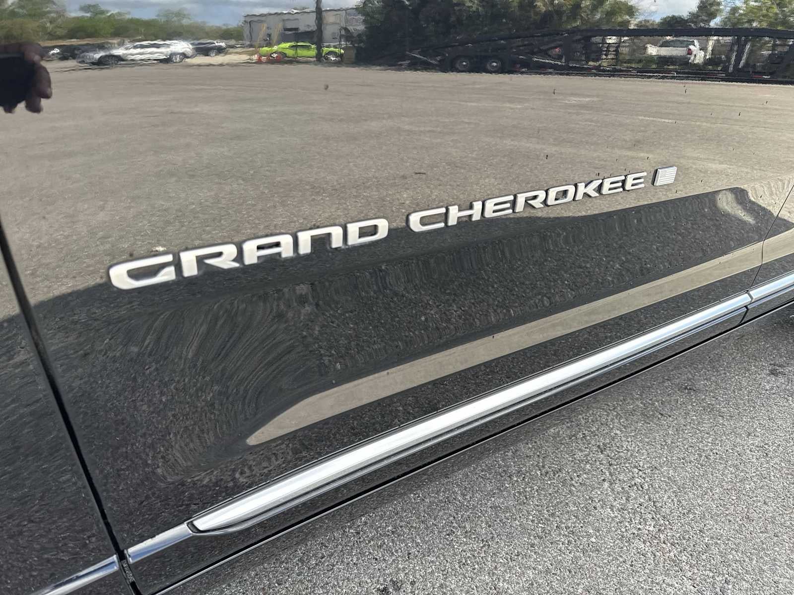 2022 Jeep Grand Cherokee Summit