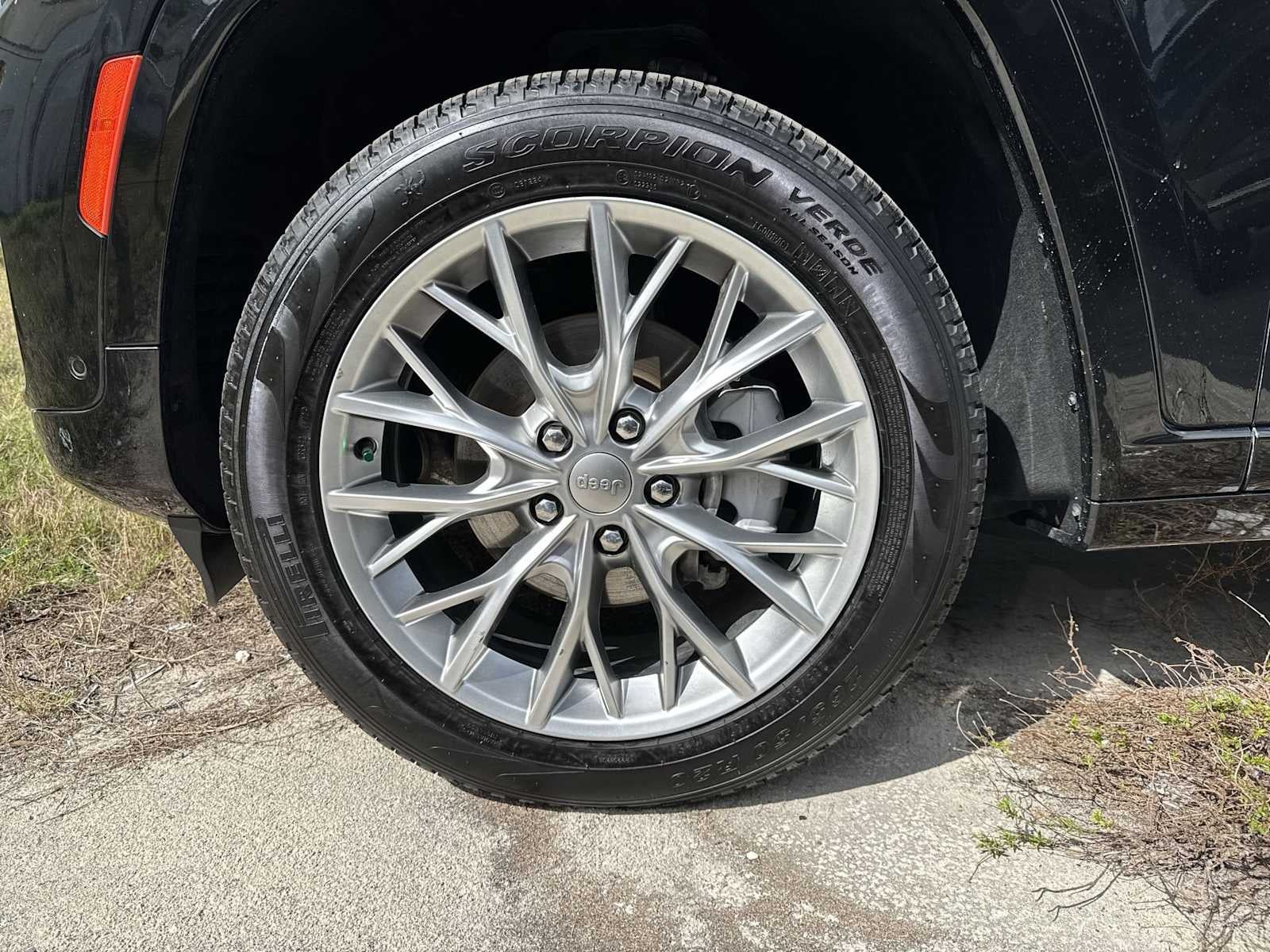 2022 Jeep Grand Cherokee Summit