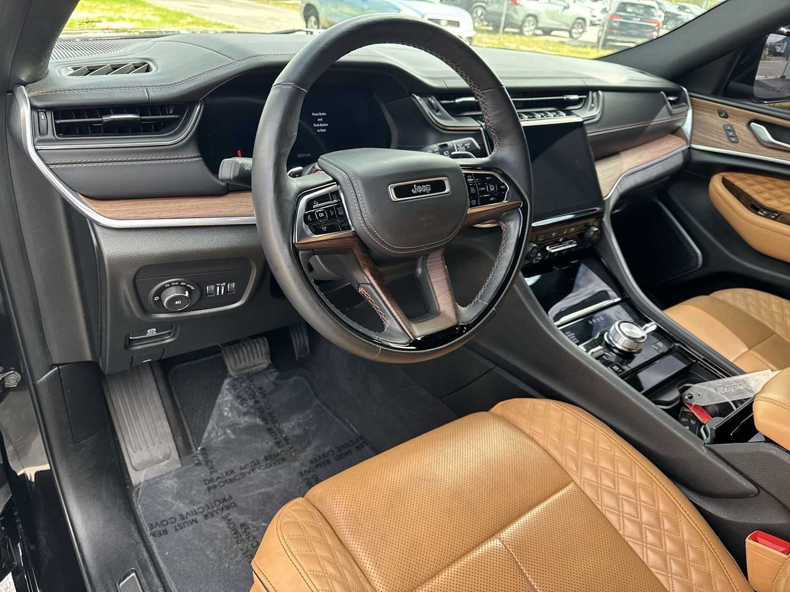 2022 Jeep Grand Cherokee Summit