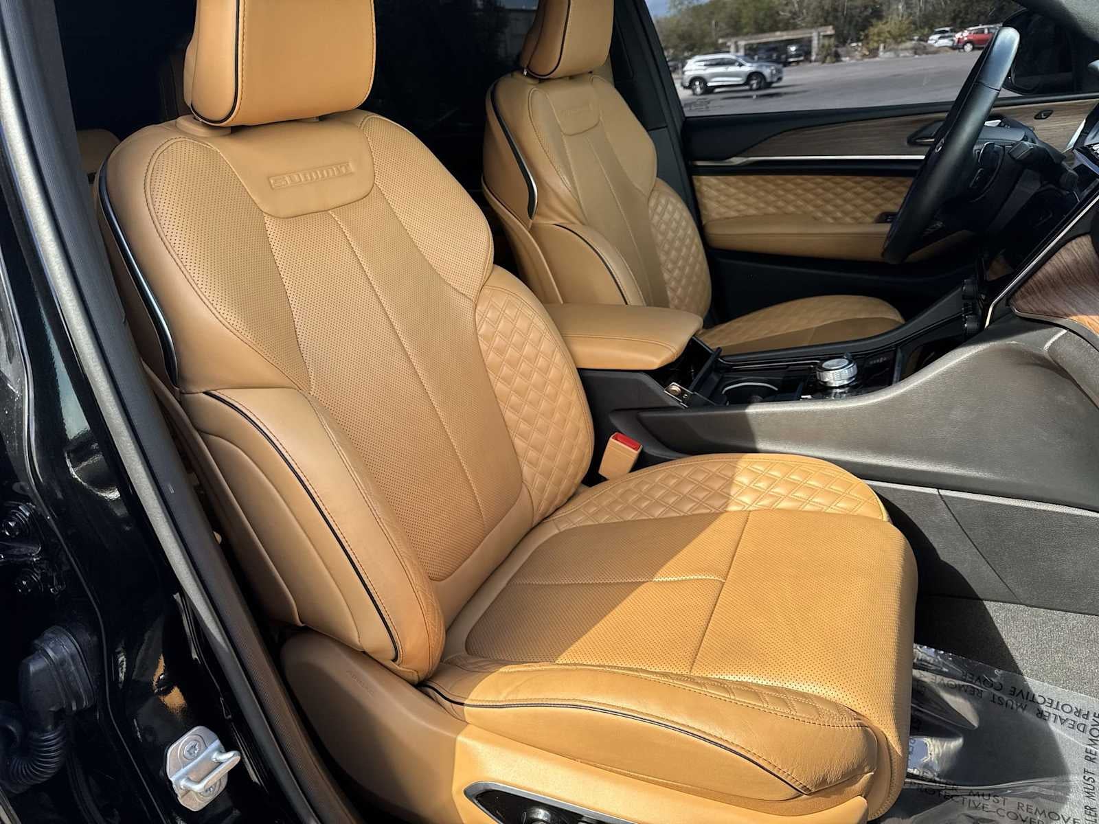 2022 Jeep Grand Cherokee Summit