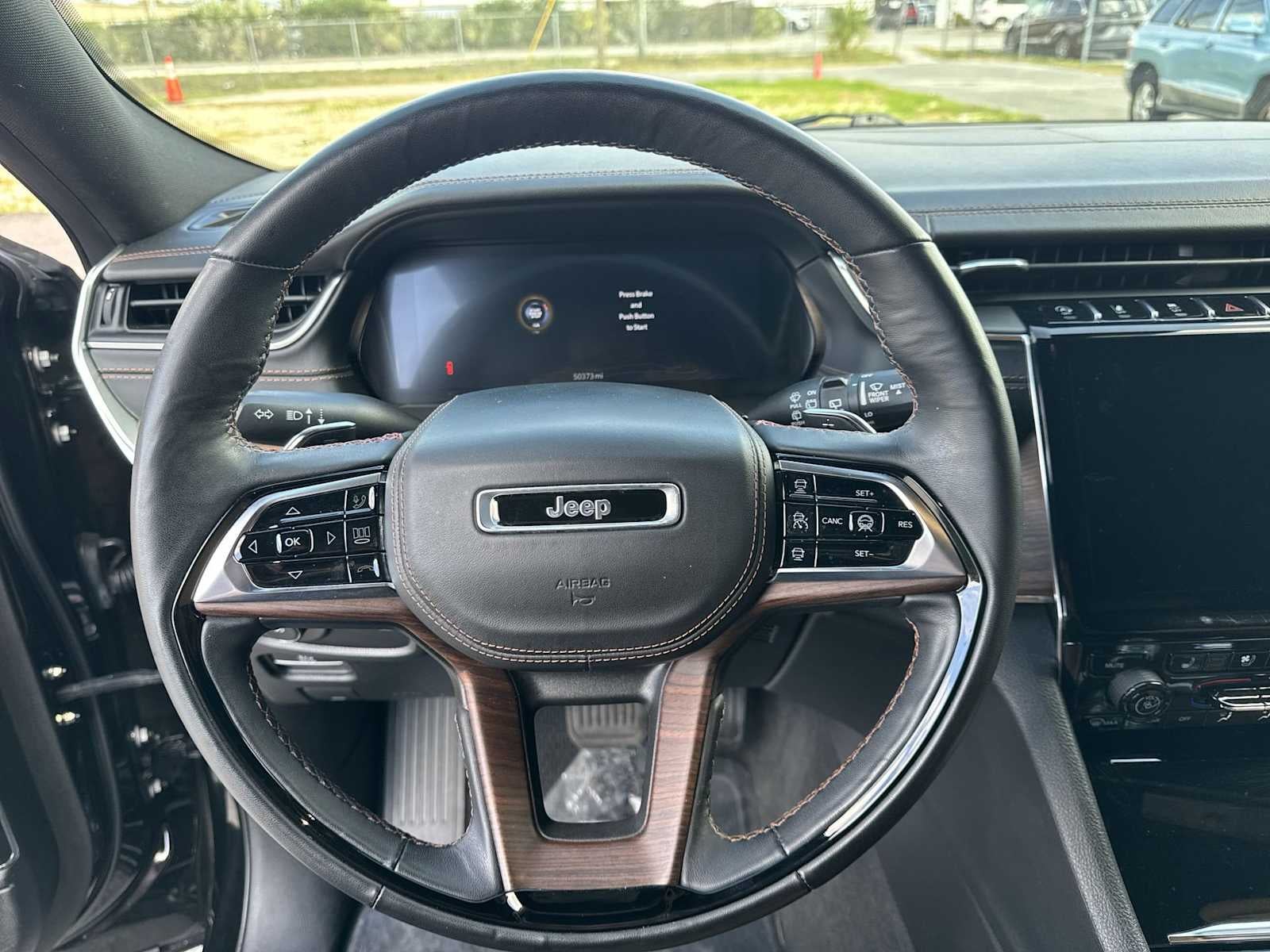 2022 Jeep Grand Cherokee Summit