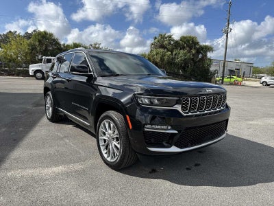 2022 Jeep Grand Cherokee Summit