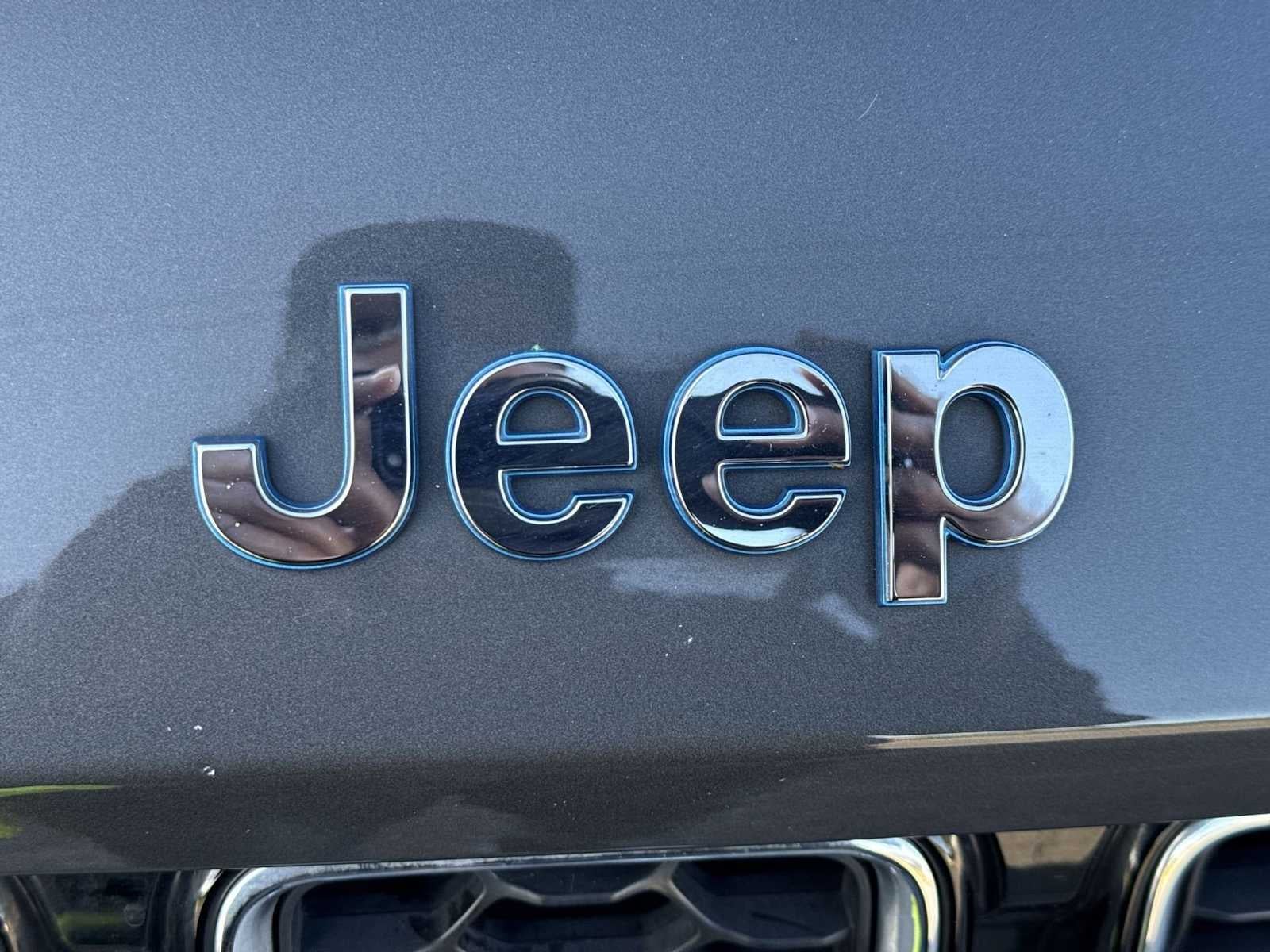 2022 Jeep Grand Cherokee 4xe Overland