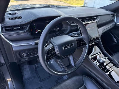 2022 Jeep Grand Cherokee 4xe Overland
