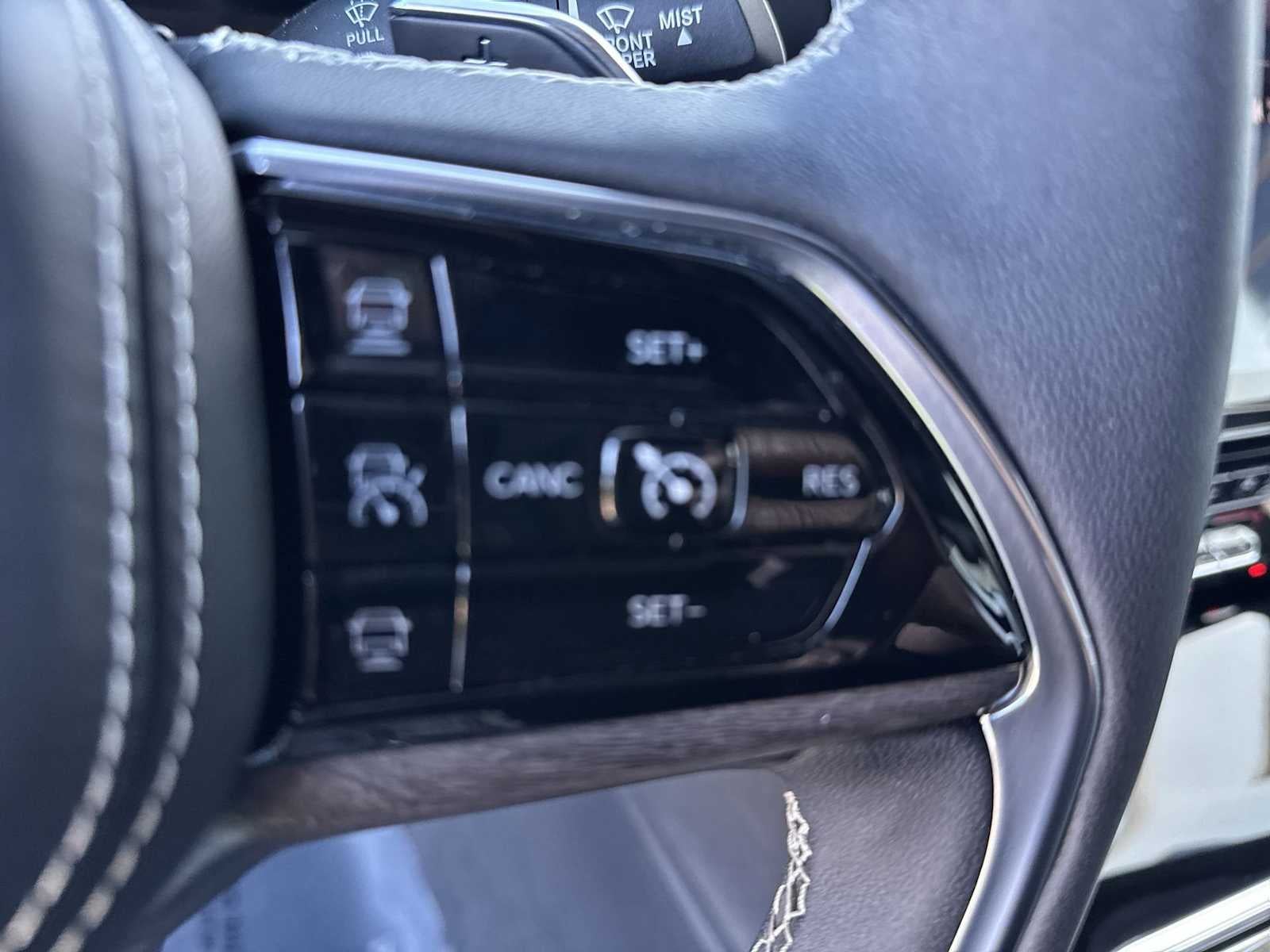 2022 Jeep Grand Cherokee 4xe Overland