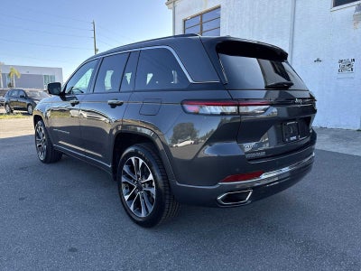2022 Jeep Grand Cherokee 4xe Overland