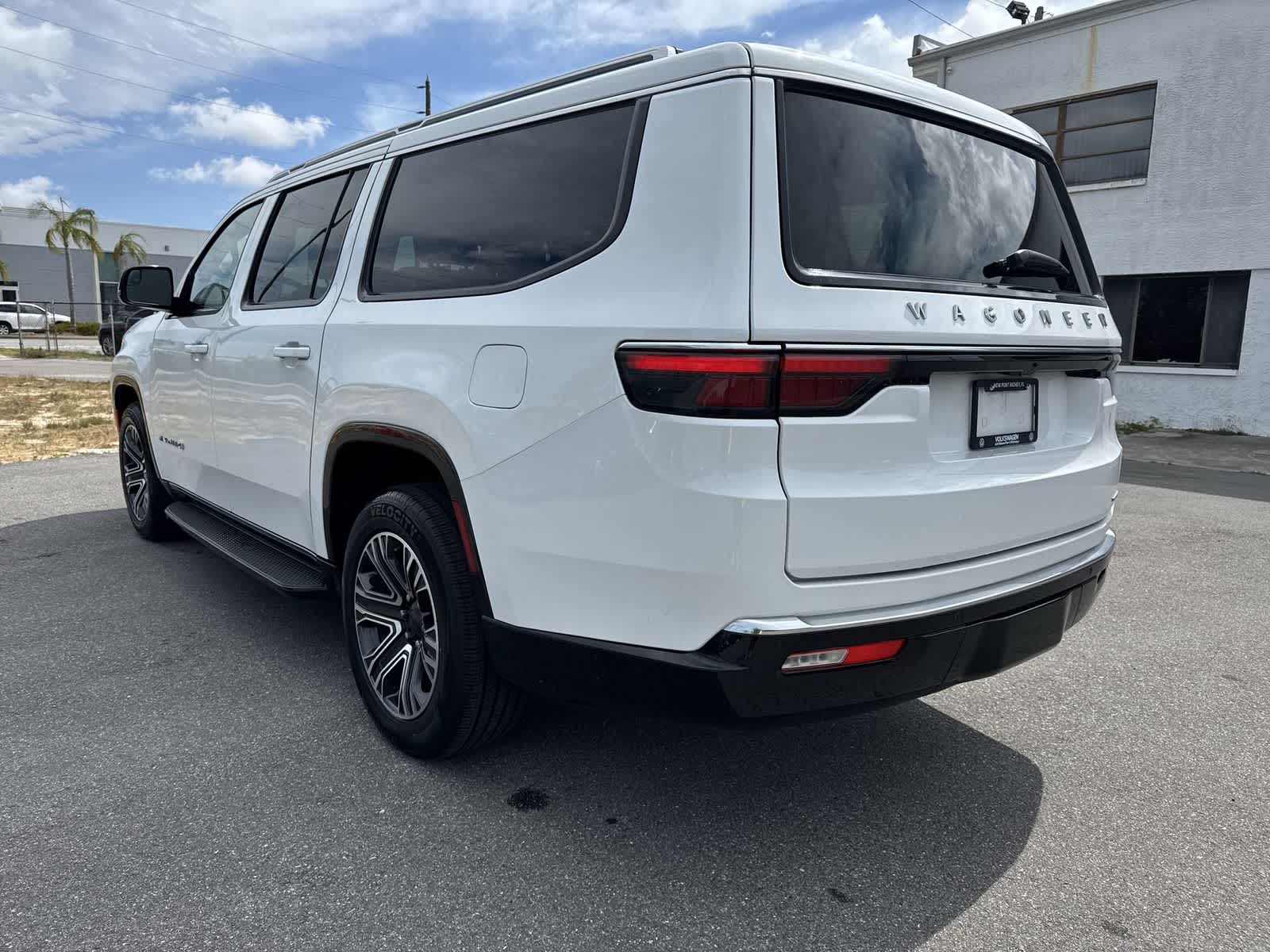 2024 Jeep Wagoneer L Series II