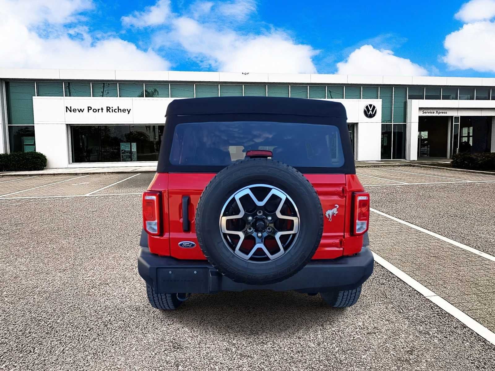 2023 Ford Bronco Base