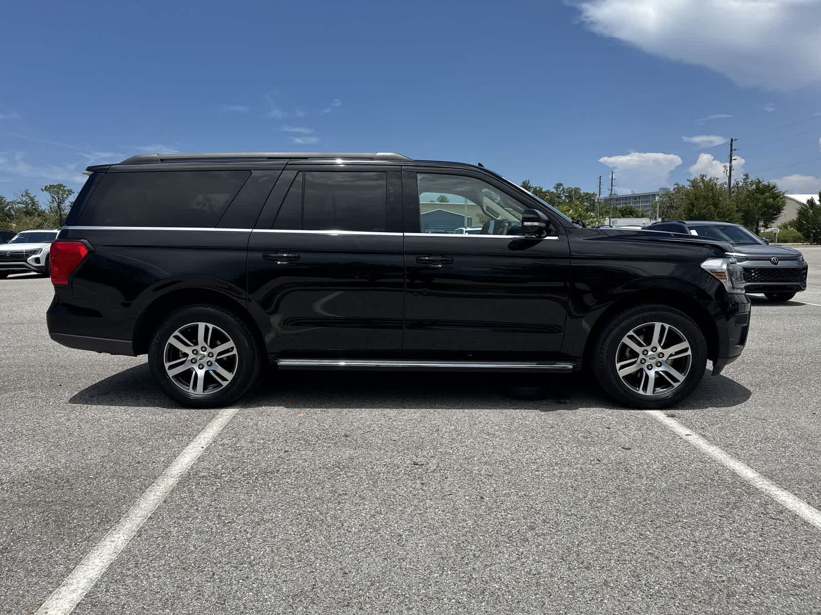2023 Ford Expedition Max XLT