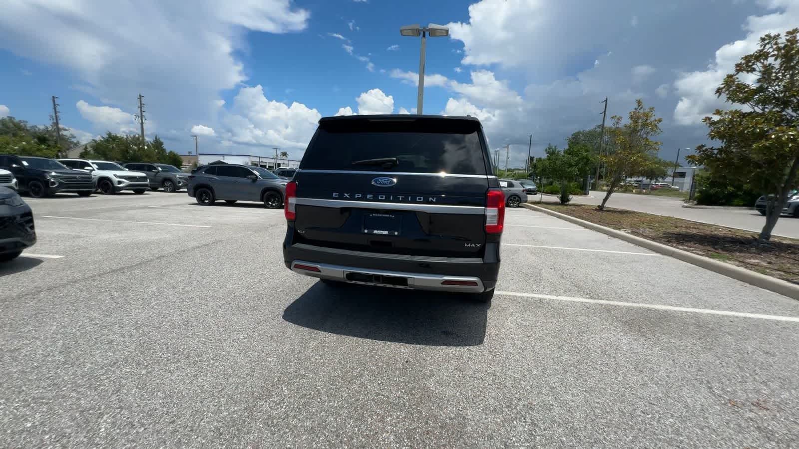 2023 Ford Expedition Max XLT