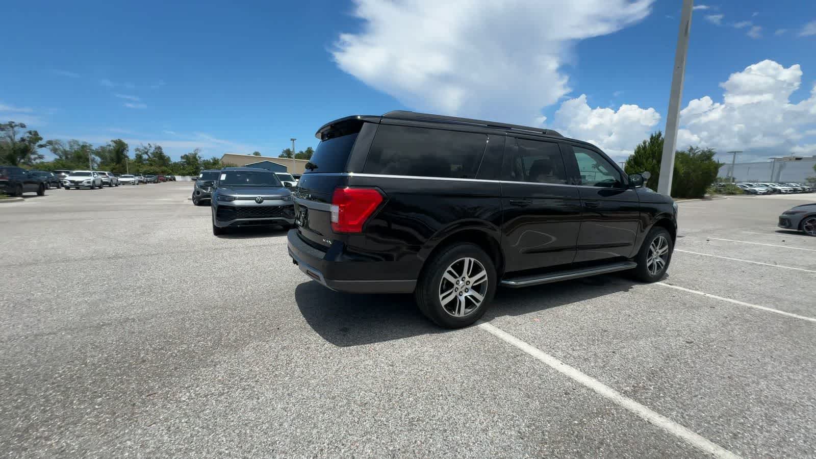 2023 Ford Expedition Max XLT