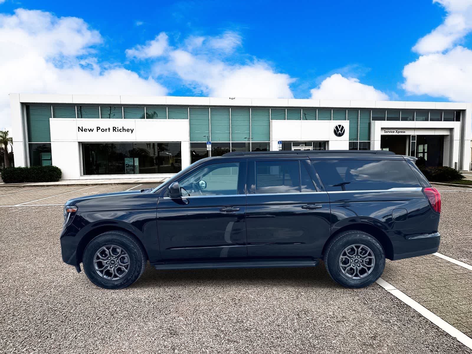 2025 Ford Expedition Max Active