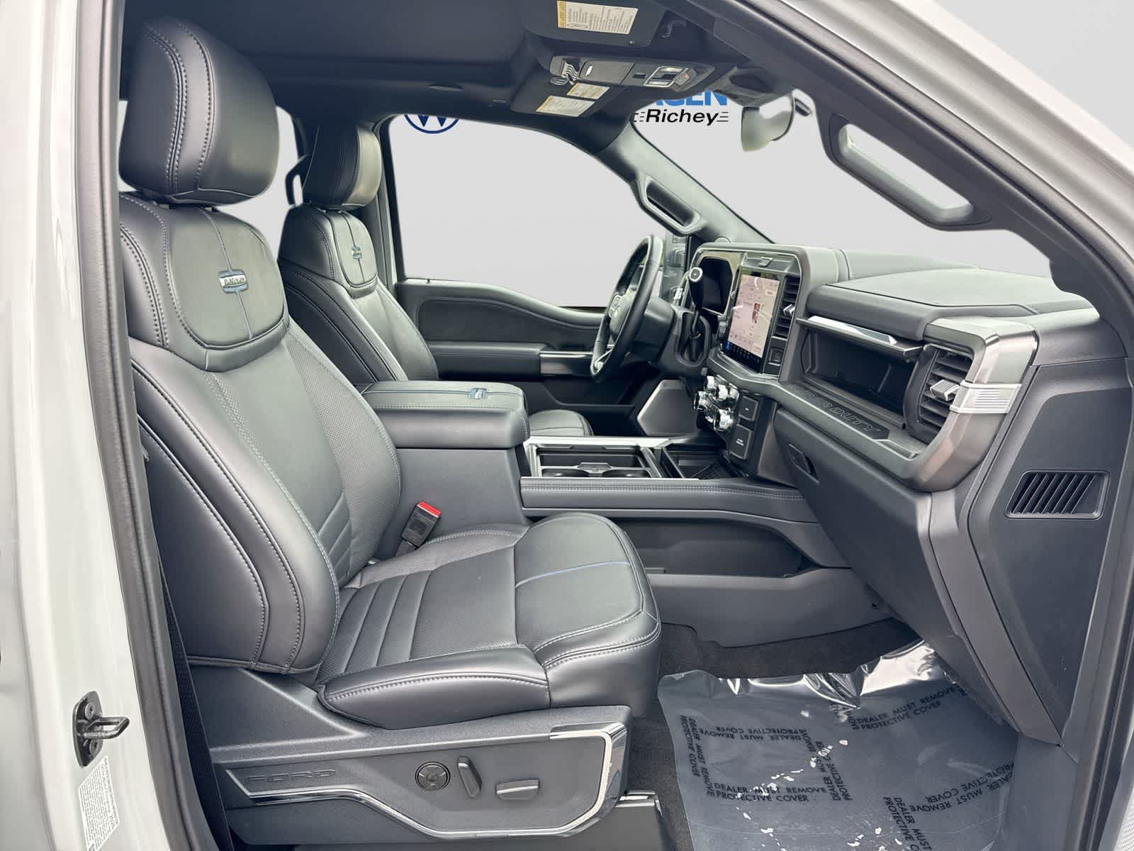 2026 Ford Super Duty F-250 SRW Platinum