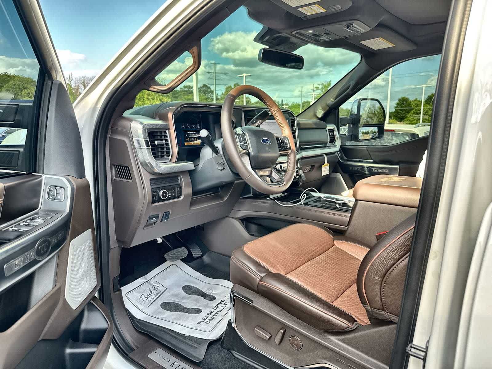 2025 Ford Super Duty F-350 SRW King Ranch