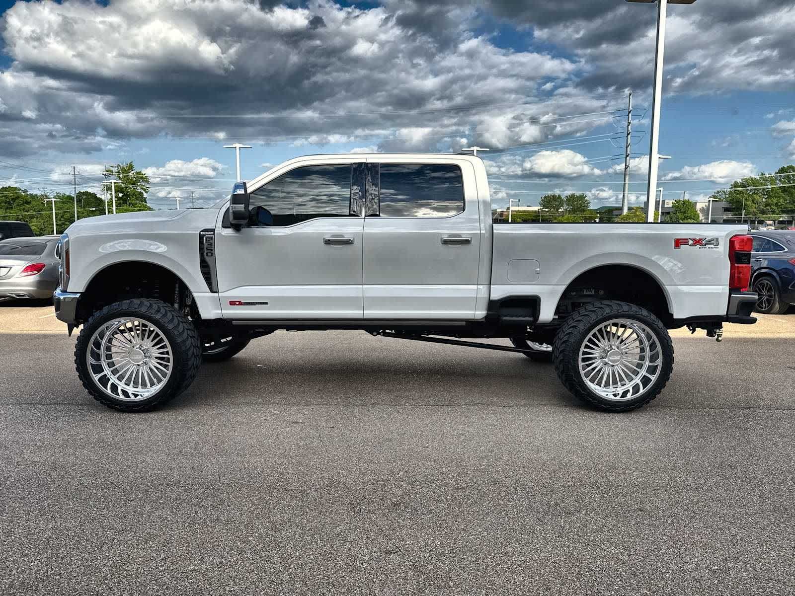2025 Ford Super Duty F-350 SRW King Ranch