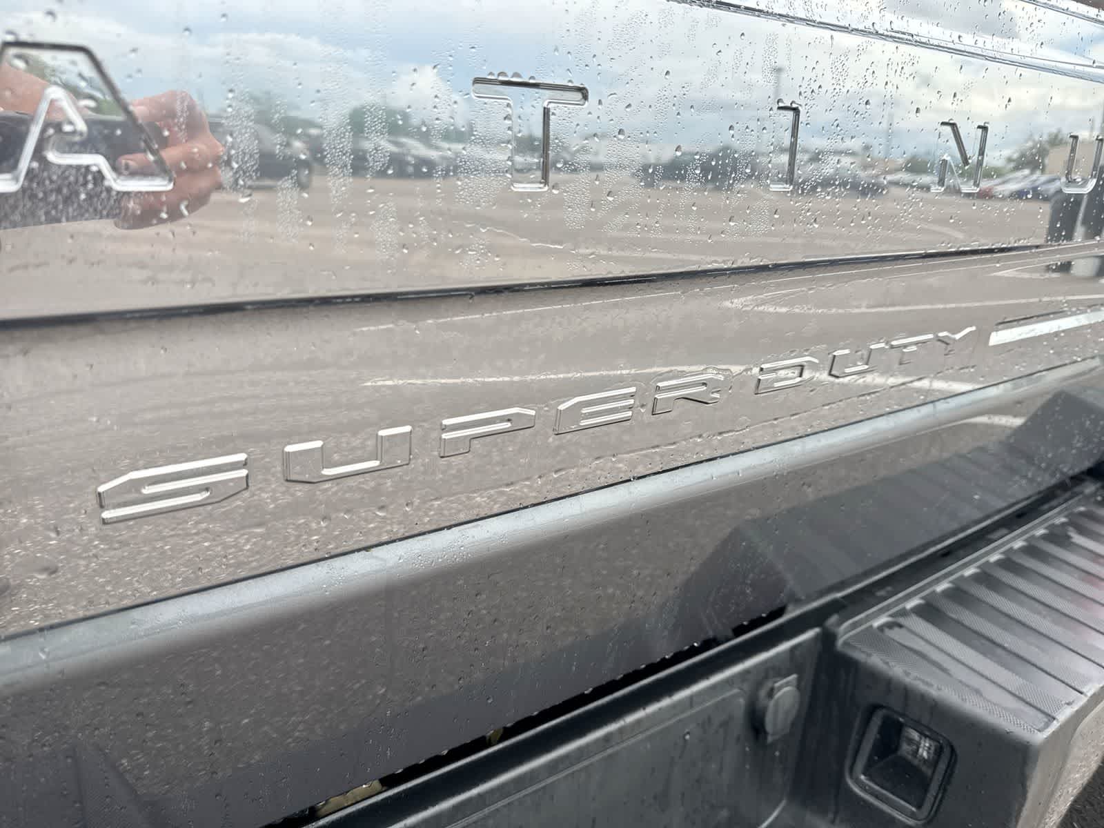 2024 Ford Super Duty F-450 Pickup Platinum
