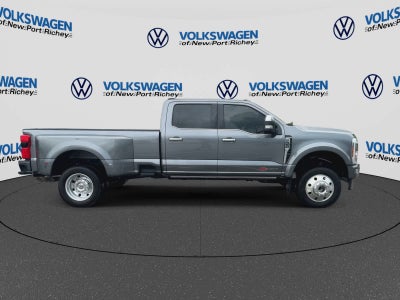 2024 Ford Super Duty F-450 Pickup Platinum