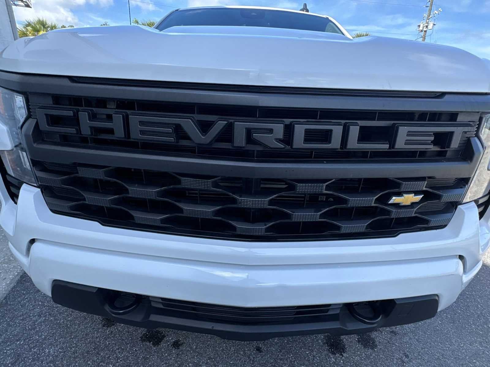 2024 Chevrolet Silverado 1500 Custom