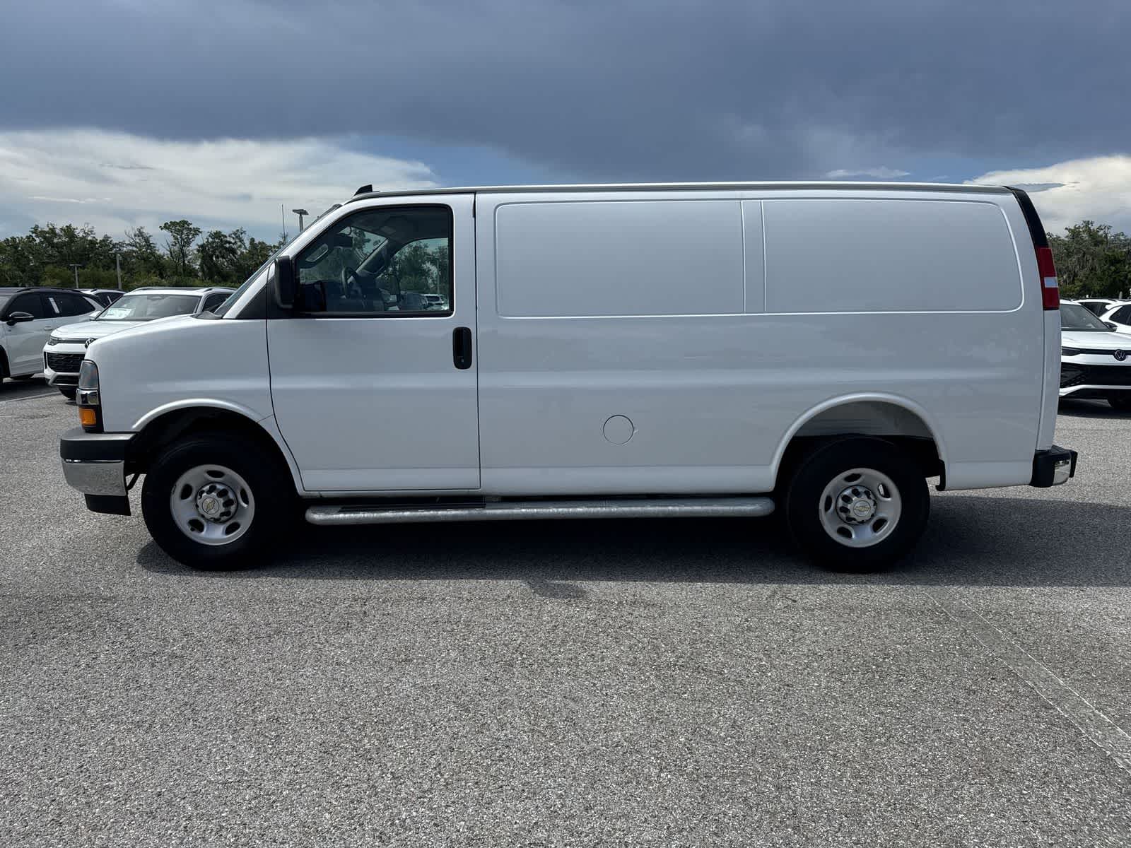 2025 Chevrolet Express Cargo Van RWD 2500 135