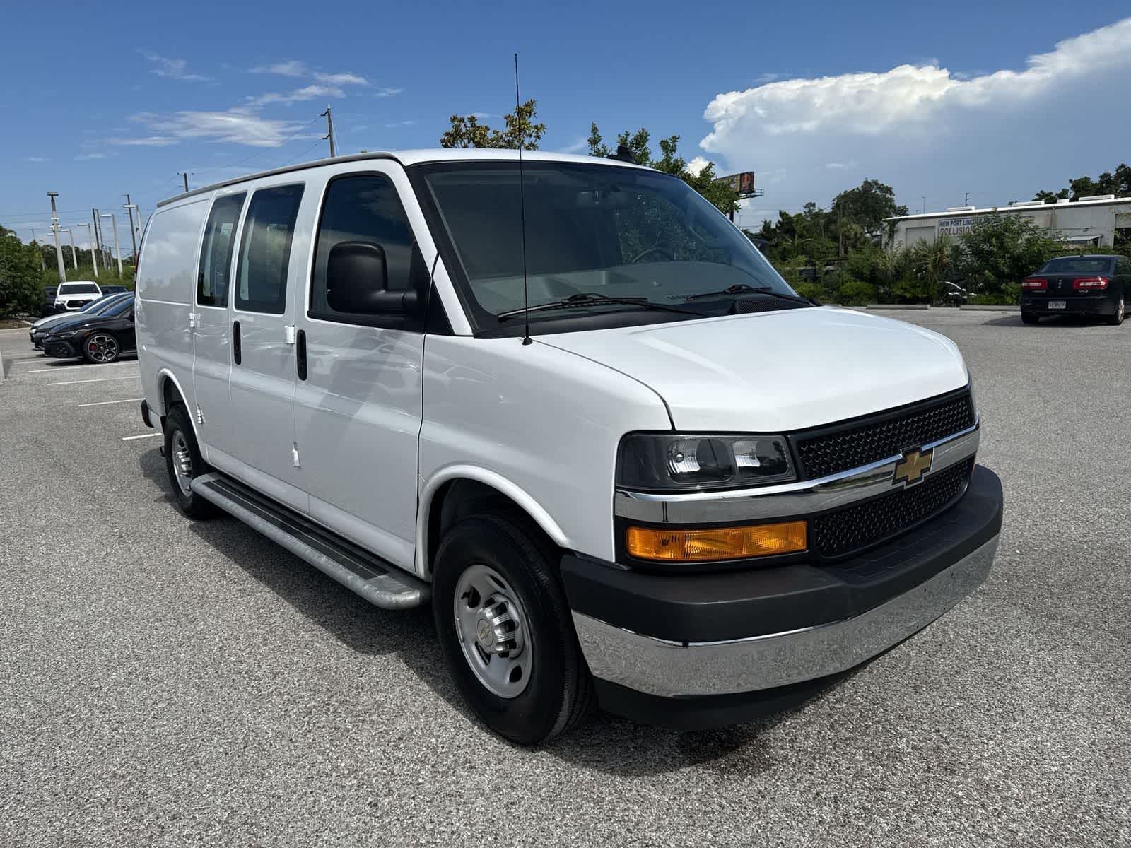 2025 Chevrolet Express Cargo Van RWD 2500 135