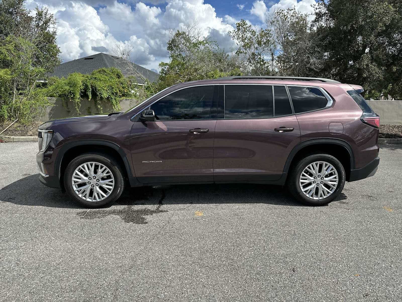 2024 GMC Acadia AWD Elevation