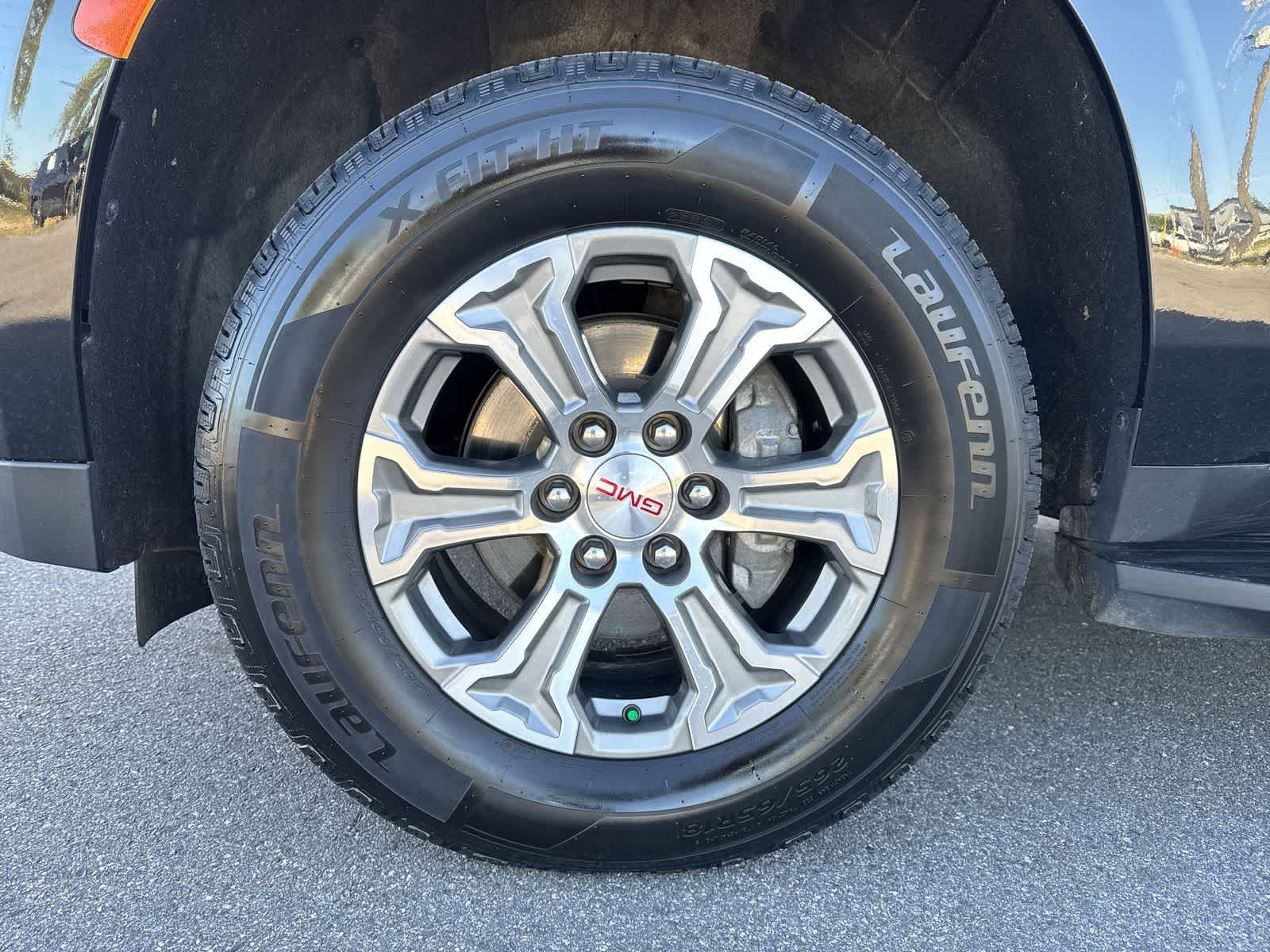 2024 GMC Yukon SLE