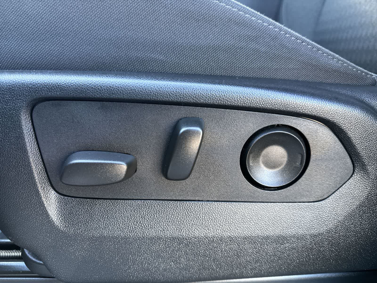 2024 GMC Yukon SLE