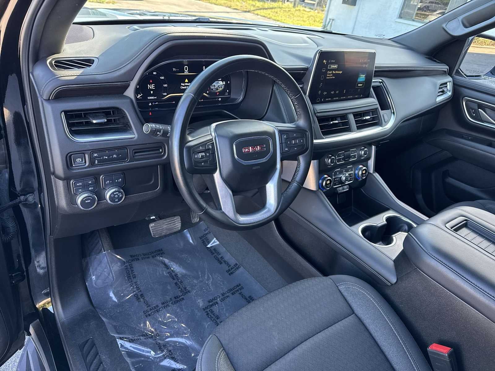 2024 GMC Yukon SLE