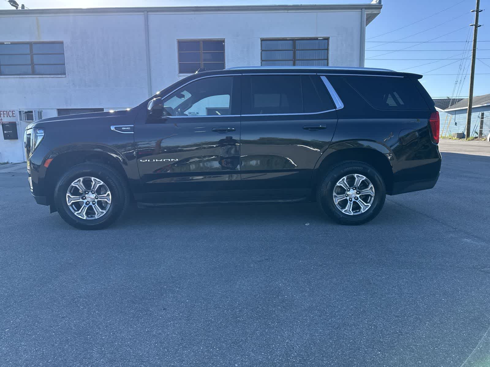 2024 GMC Yukon SLE