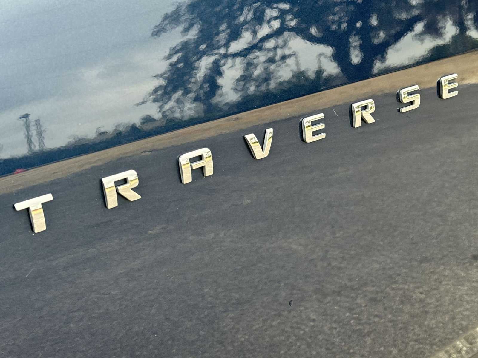 2022 Chevrolet Traverse LT Cloth