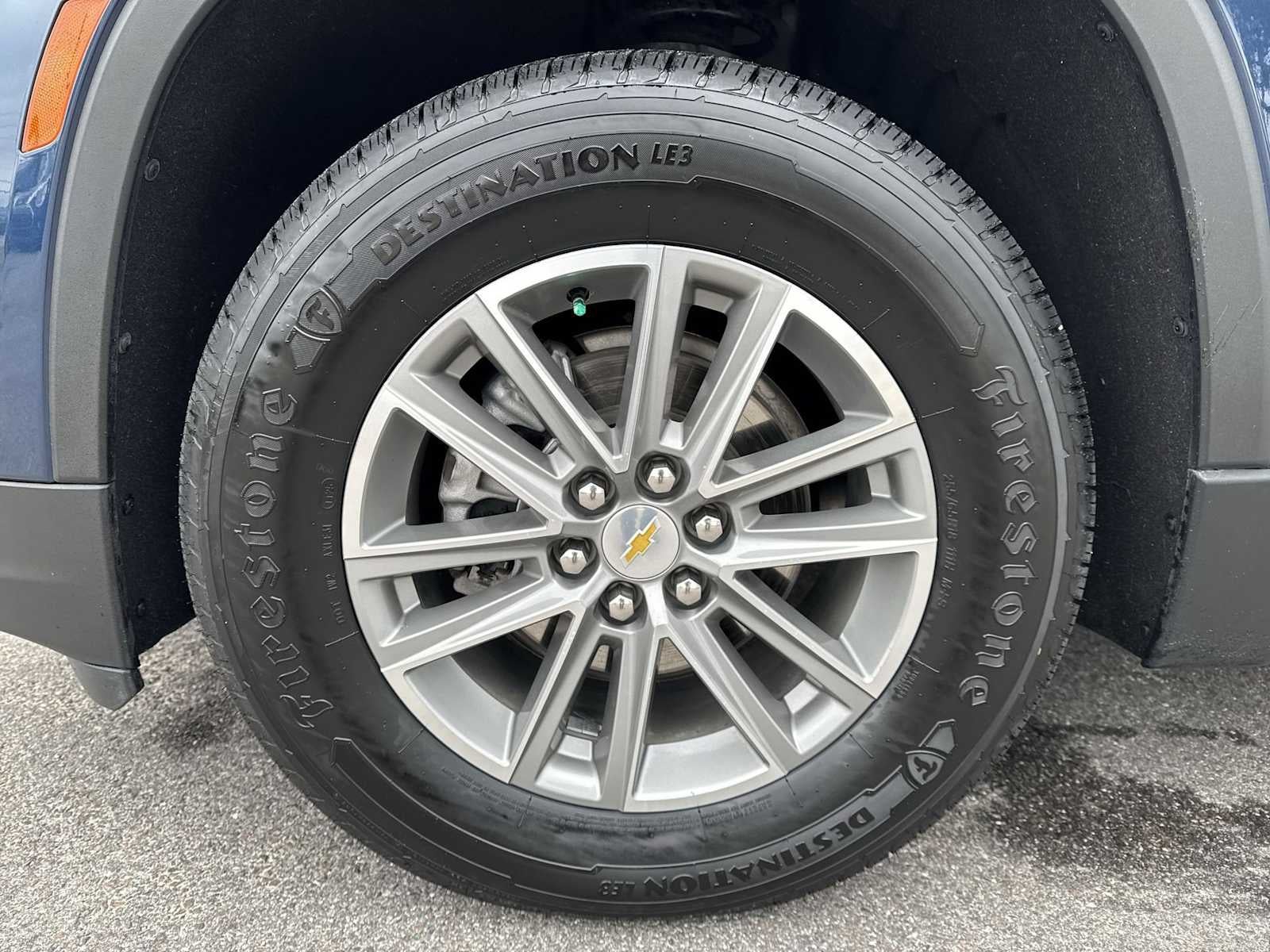 2022 Chevrolet Traverse LT Cloth