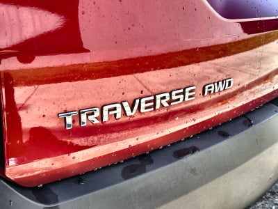 2023 Chevrolet Traverse LT Leather