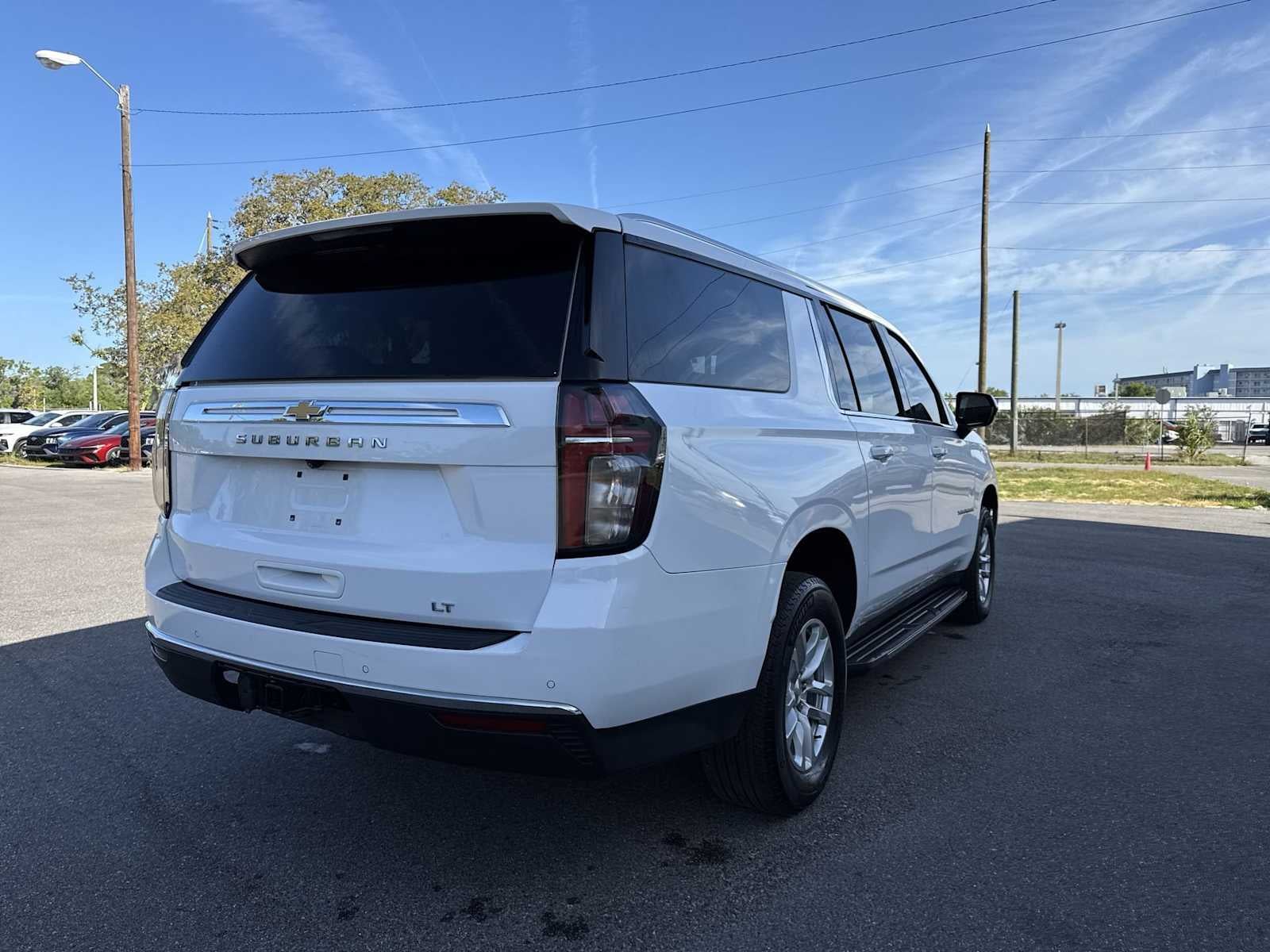 2024 Chevrolet Suburban LT
