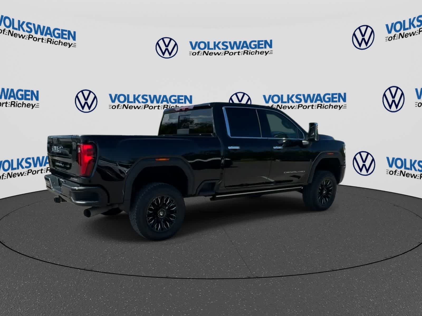 2024 GMC Sierra 3500HD Denali Ultimate