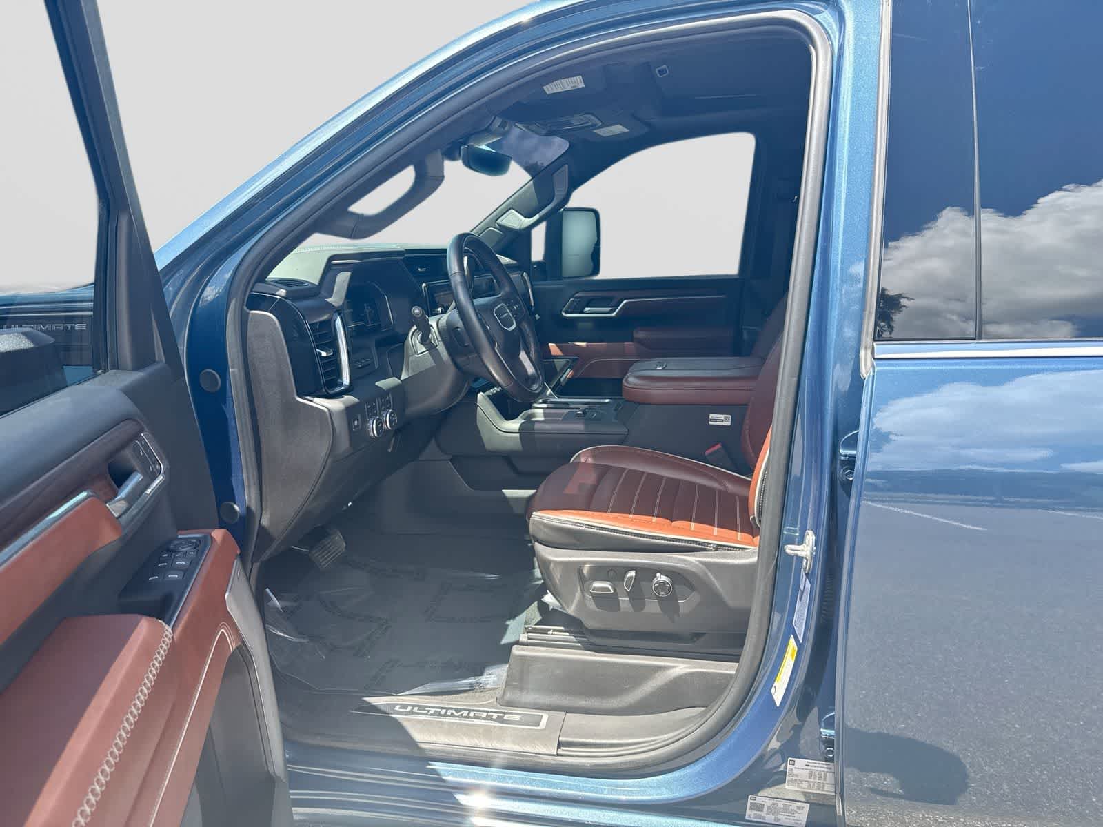 2024 GMC Sierra 3500HD Denali Ultimate