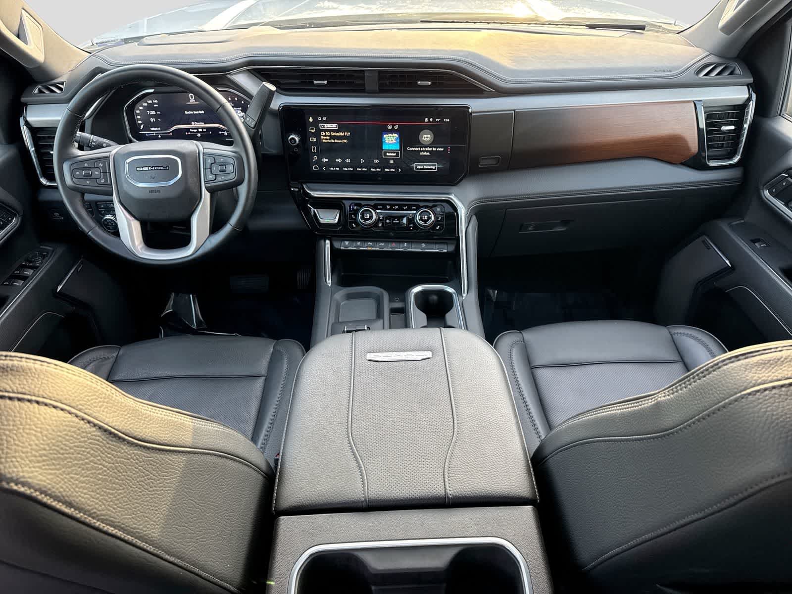 2025 GMC Sierra 3500HD Denali