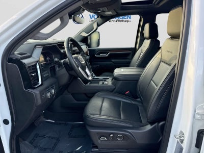 2025 GMC Sierra 3500HD Denali