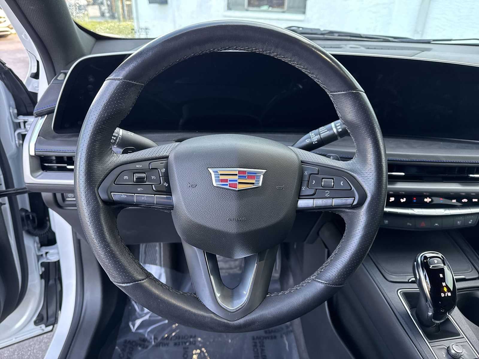 2024 Cadillac XT4 FWD Sport