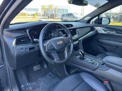 2023 Cadillac XT5 FWD Premium Luxury