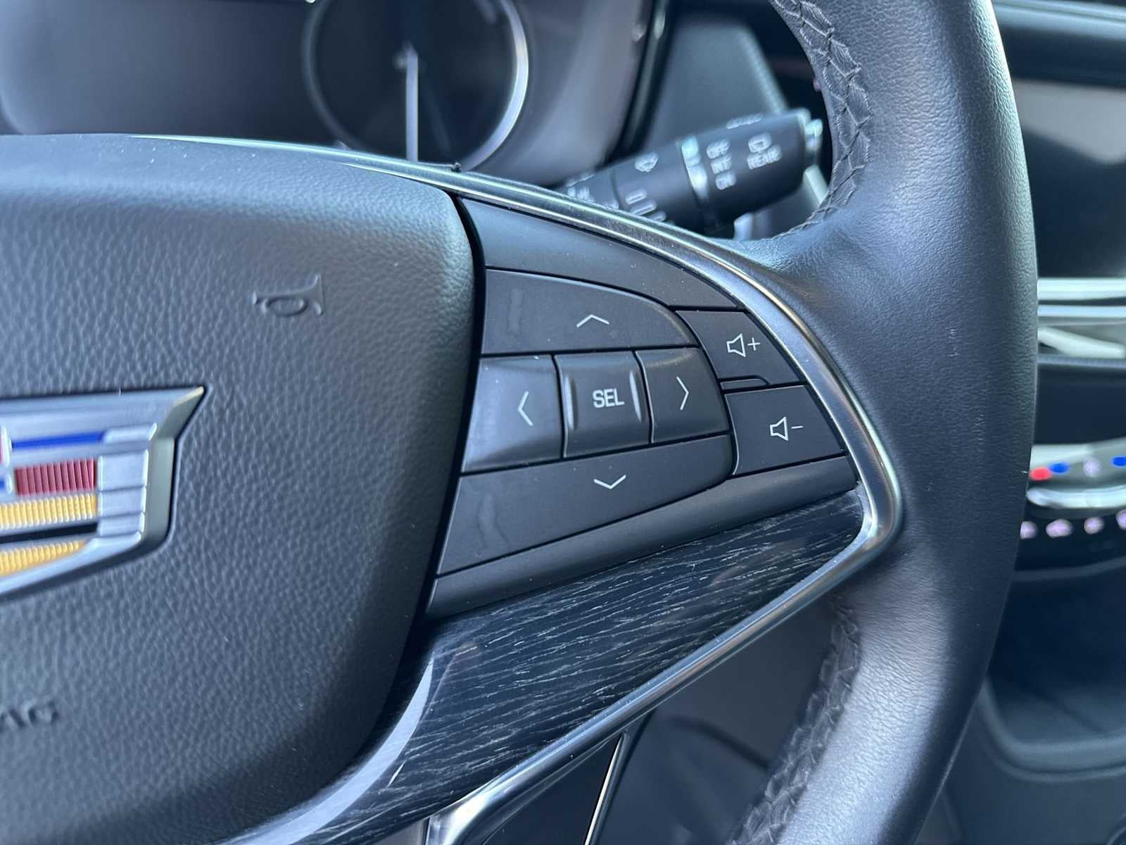 2023 Cadillac XT5 FWD Premium Luxury