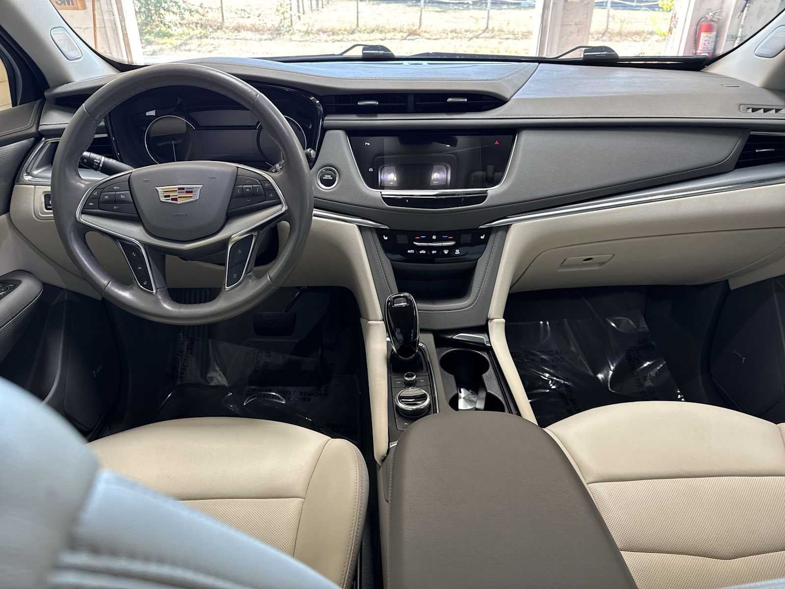 2021 Cadillac XT5 FWD Premium Luxury