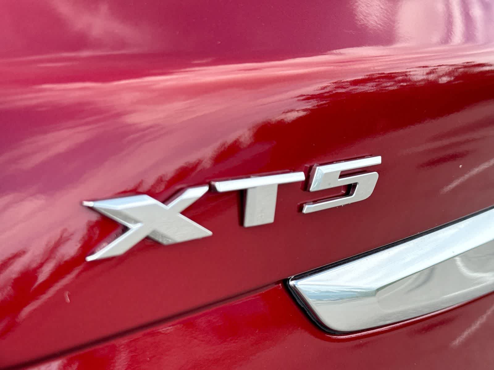 2025 Cadillac XT5 AWD Premium Luxury